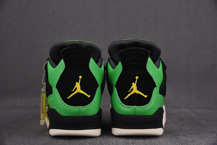 AIR JORDAN 4
