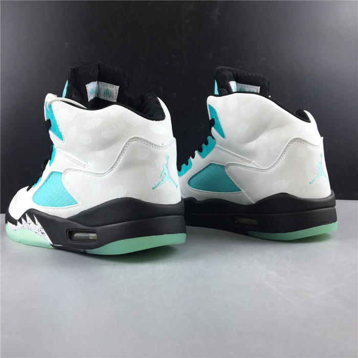 AIR JORDAN 5 RETRO