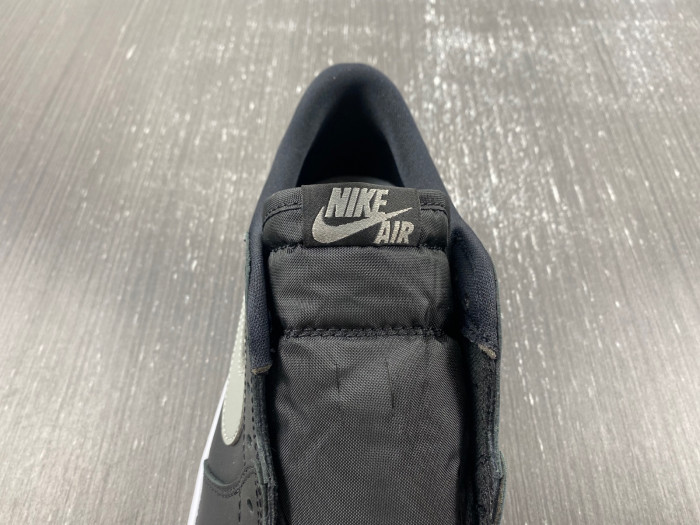 AIR JORDAN 1 RETRO LOW OG