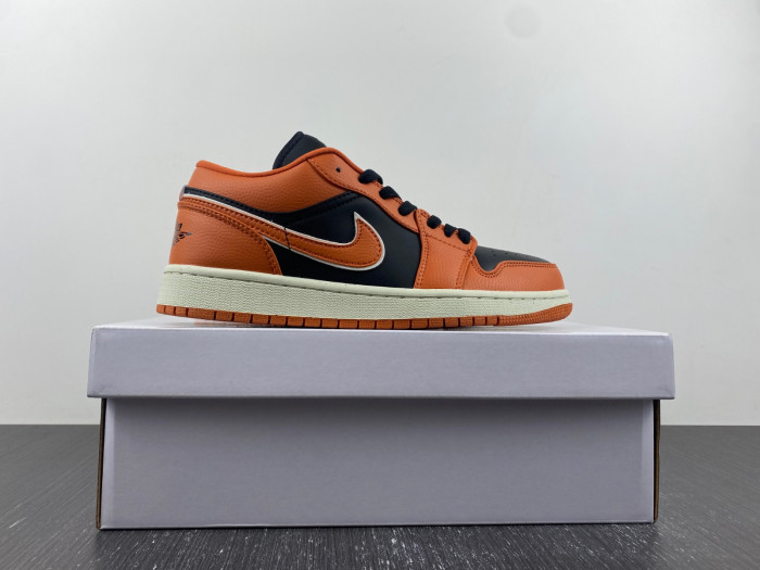 Air Jordan 1 Low SE