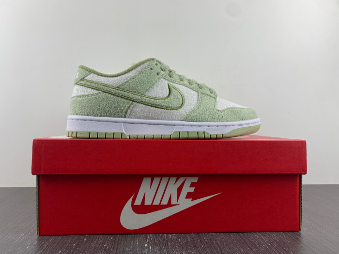 Nike WMNS DUNK LOW SE