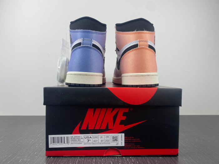 AIR JORDAN 1 RETRO HIGH OG