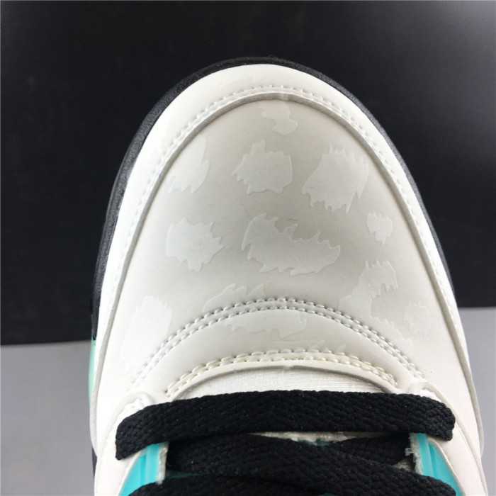 AIR JORDAN 5 RETRO