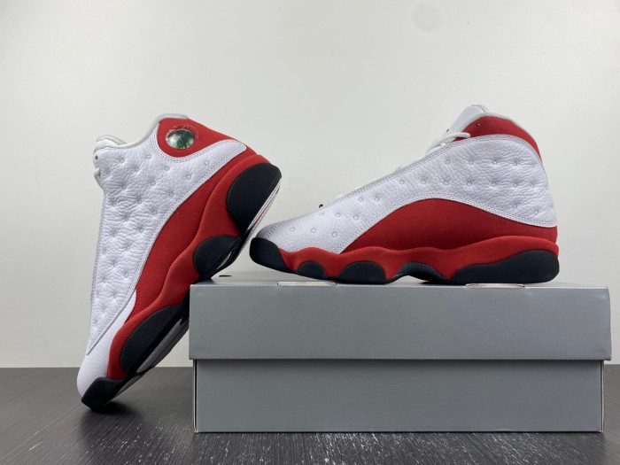 AIR JORDAN 13 RETRO