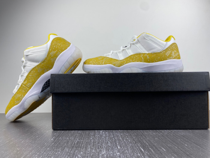 Air Jordan WMNS AIR JORDAN 11 LOW