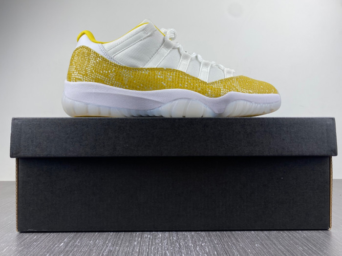 Air Jordan WMNS AIR JORDAN 11 LOW