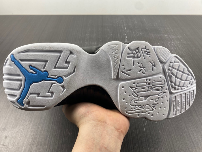 Air Jordan 9 Retro