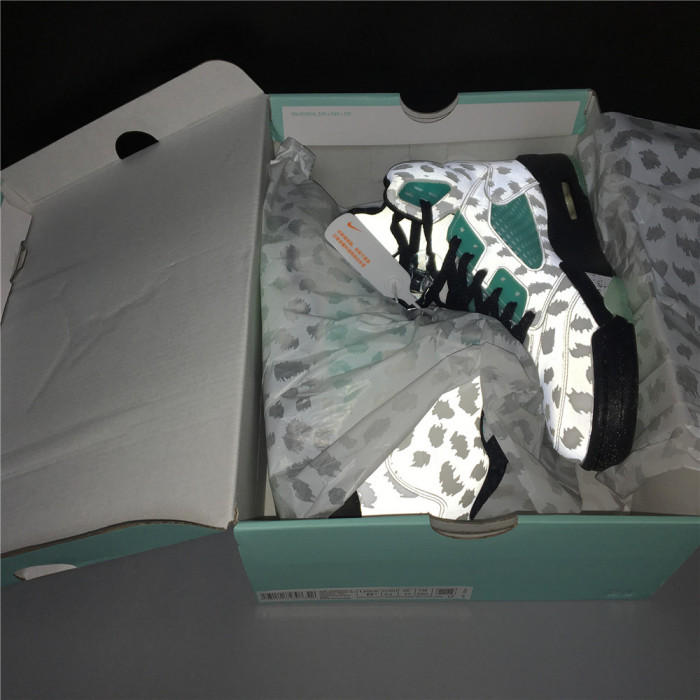 AIR JORDAN 5 RETRO