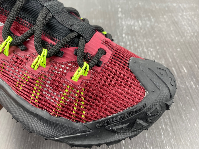 Nike ACG MOUNTAIN FLY LOW