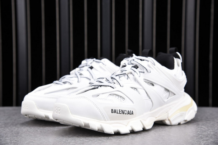 BL TRAINERS TRACK