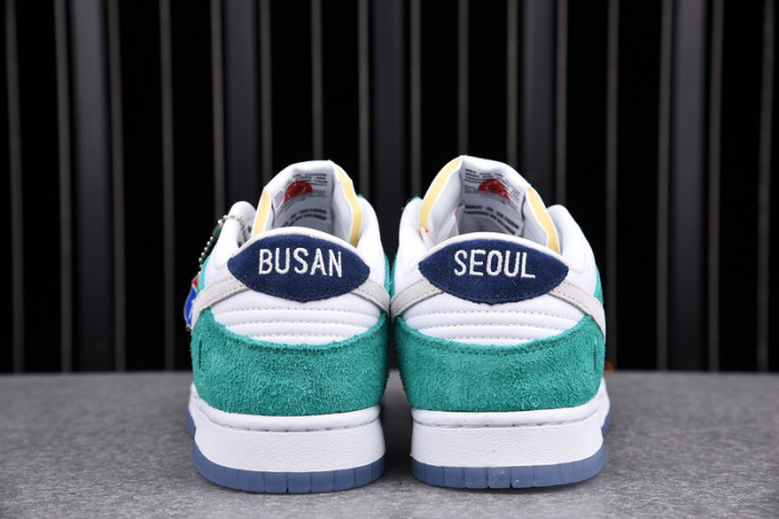 Nike Dunk SB Road Sign CZ6501-101