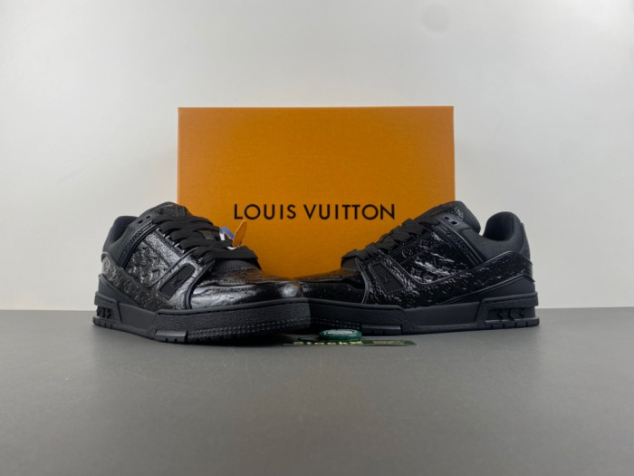 l0*is V*t0n lv trainer lvt-198