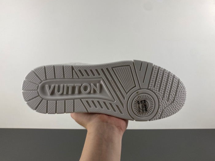 l0*is V*t0n lv trainer lvt-199
