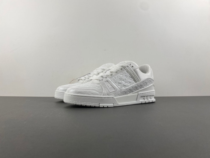 l0*is V*t0n lv trainer lvt-199