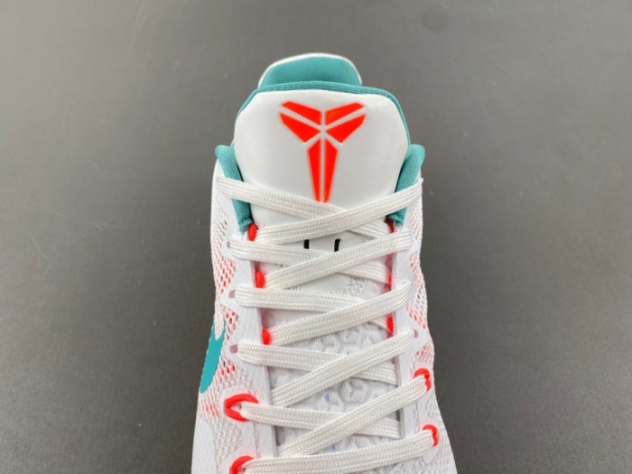 NIKE KOBE 11 