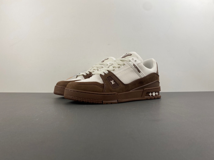 l0*is V*t0n lv trainer lvt-207