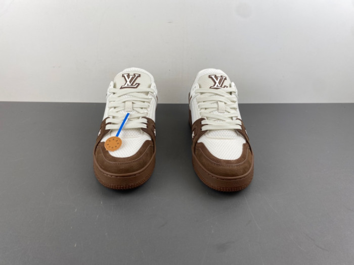 l0*is V*t0n lv trainer lvt-207