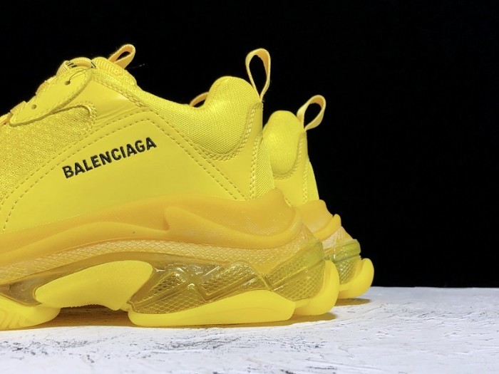 BL TRIPLE TRAINER ‘YELLOW 544351 W09O1 6501