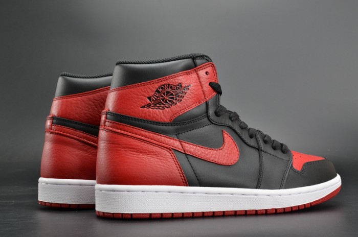 Air Jordan 1 Retro High OG “Banned” red mens 555088-001
