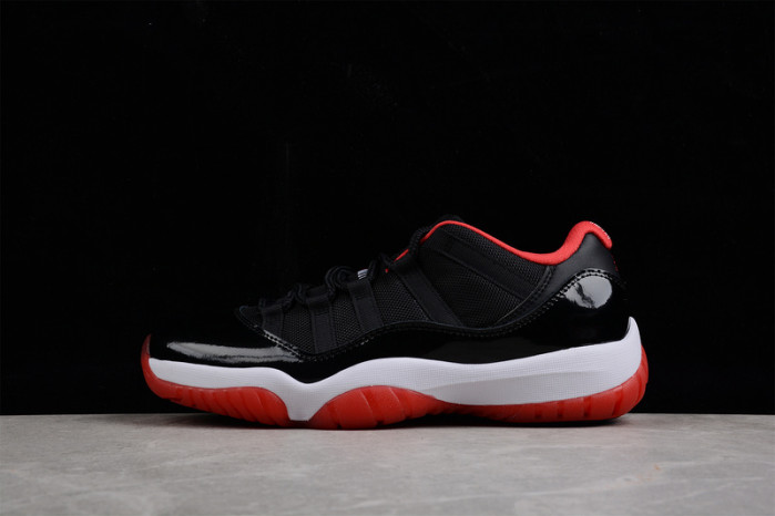 AIR JORDAN 11 RETRO LOW BG