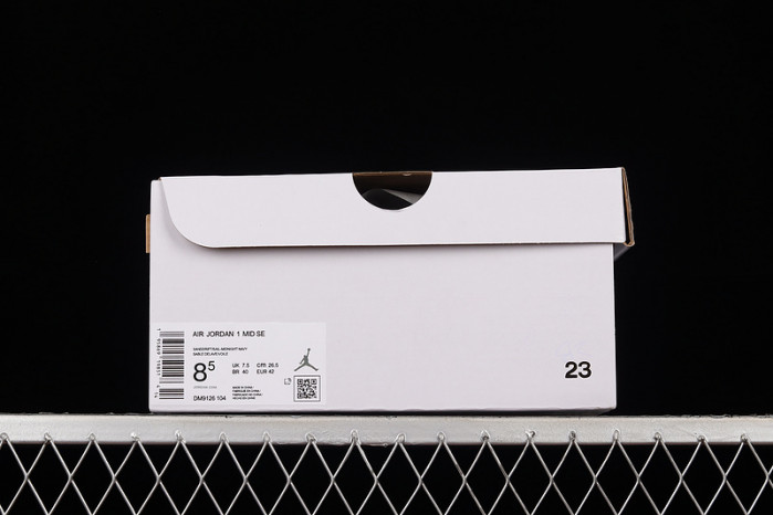 AIR JORDAN 1 WMNS MID SE