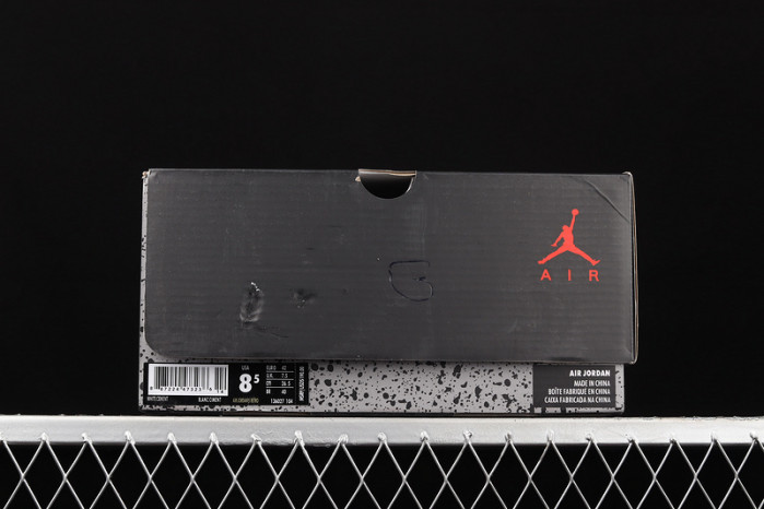 AIR JORDAN 5 RETRO