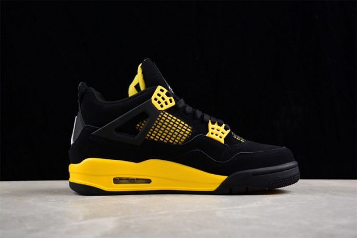 AIR JORDAN 4 RETRO