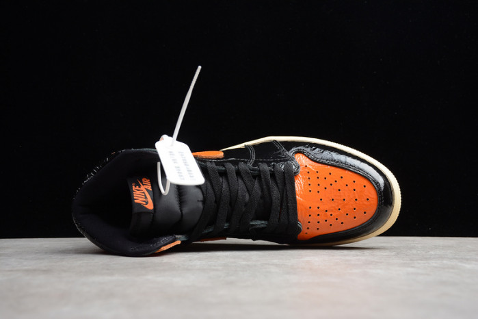 AIR JORDAN 1 SHATTERED BACKBOARD 3.0 555088-028