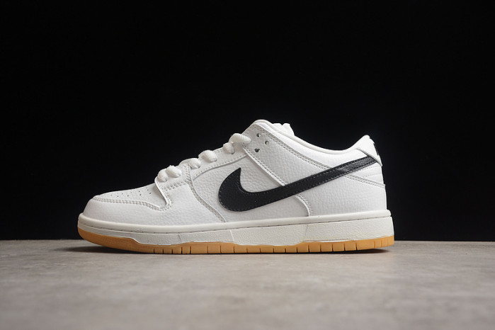 Nike DUNK LOW SB