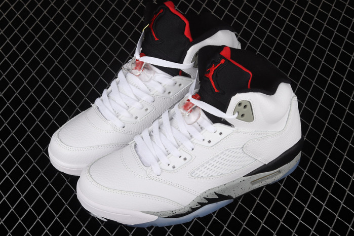 AIR JORDAN 5 RETRO