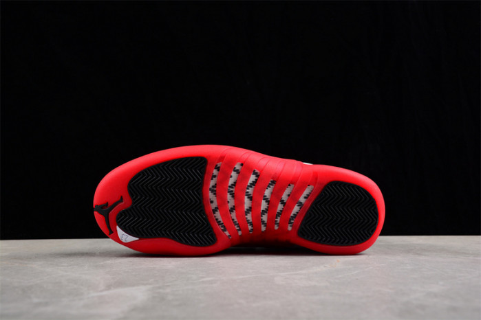 AIR JORDAN 12