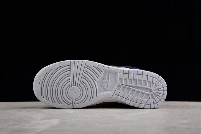 Nike DUNK LOW PREMIUM