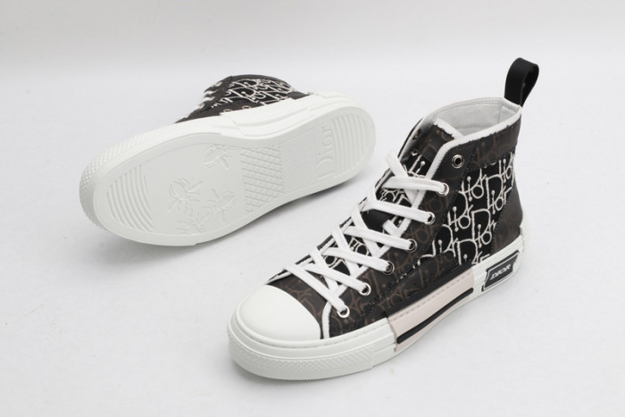 DR B23 OBLIQUE TOP SNEAKER