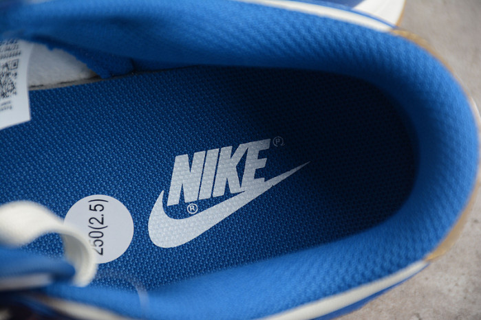 NIKE DUNK LOW