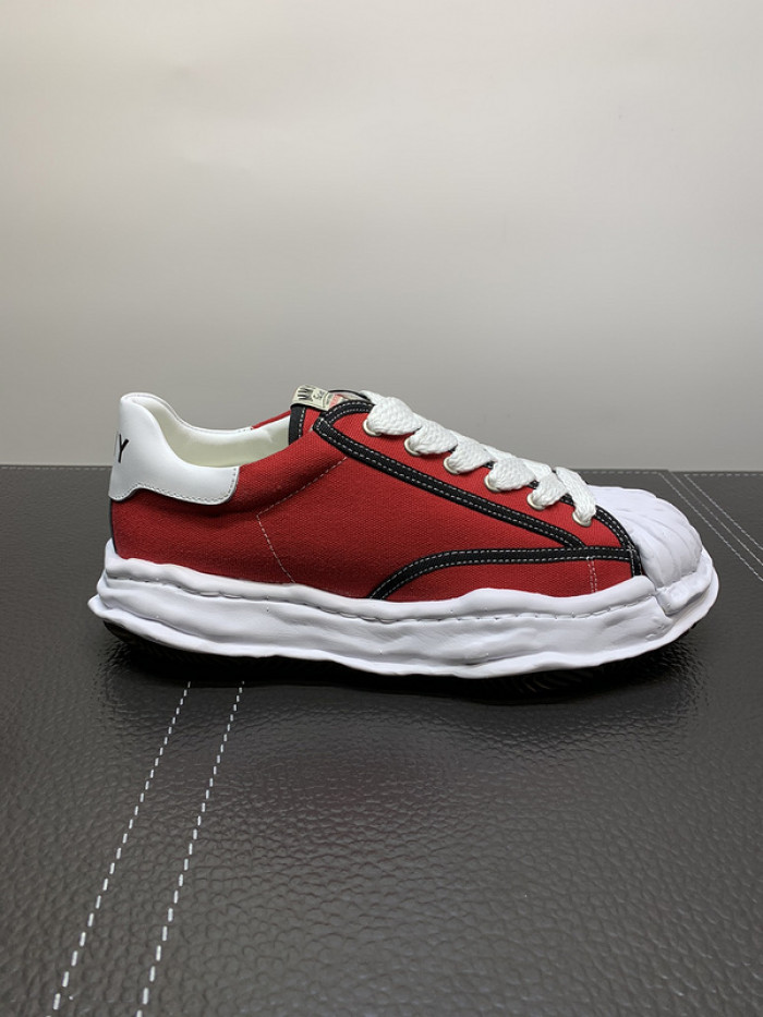 Maison Mihara Yasuhiro sneaker mmy-21