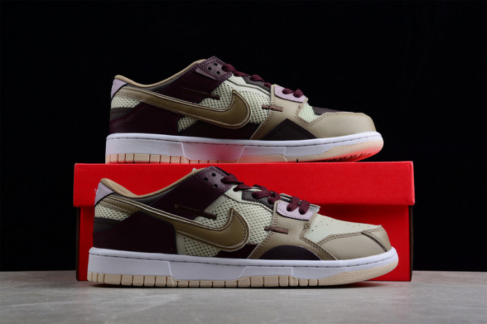 NIKE DUNK SCRAP