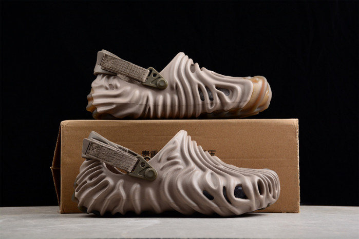 CROCS POLLEX CLOG BY SALEHE BEMBURY MENEMSHA 207393-195