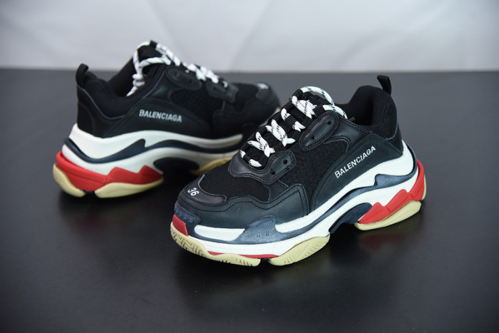 BC TRIPLE S TRAINER