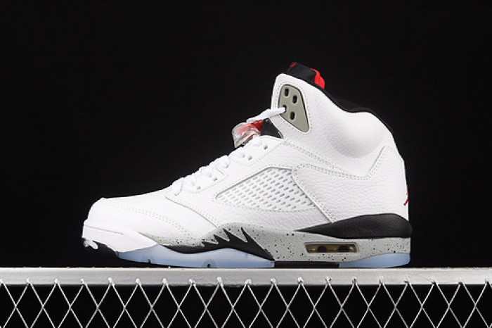 AIR JORDAN 5 RETRO