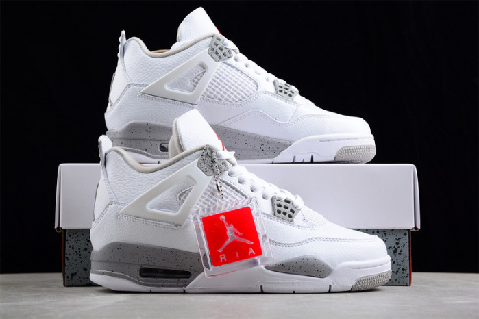 Air Jordan 4 Retro