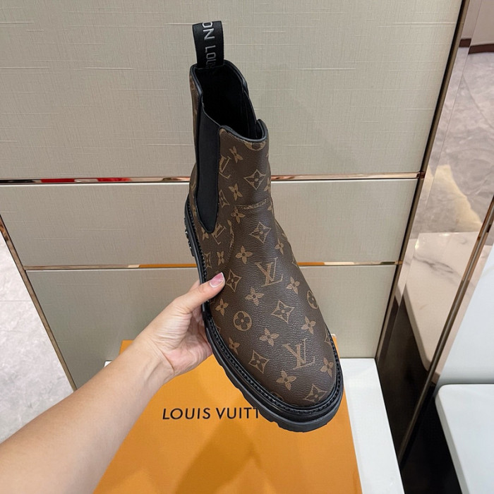 LVT BOOST