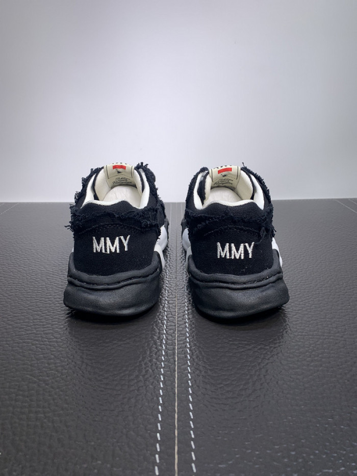 Maison Mihara Yasuhiro sneaker mmy-9