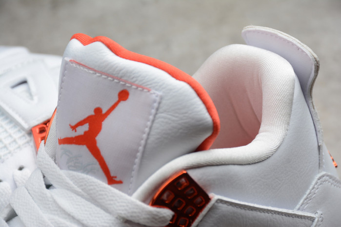 AIR JORDAN 4 RETRO