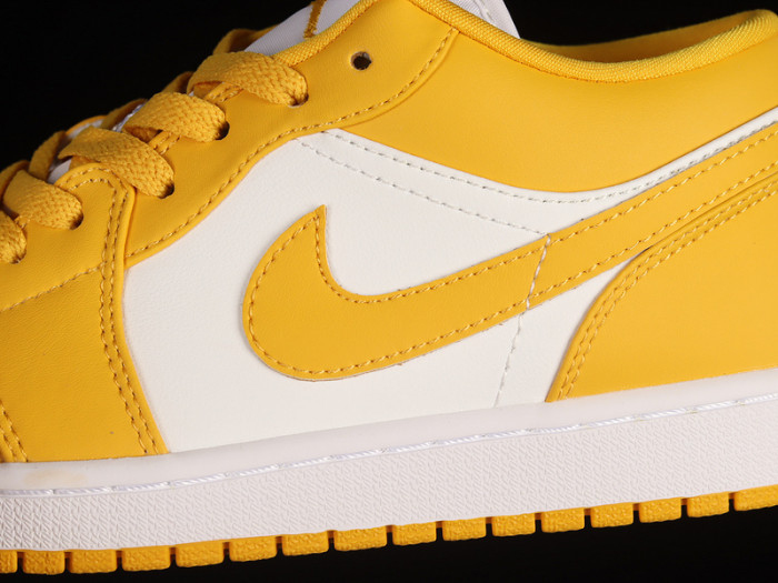 Air Jordan 1 Low