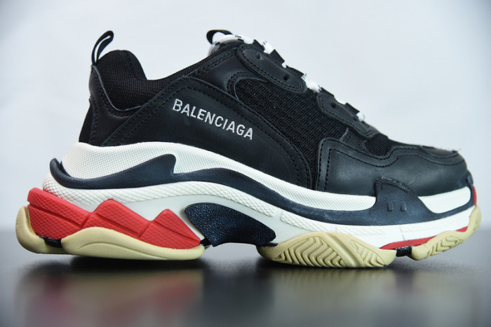 BC TRIPLE S TRAINER