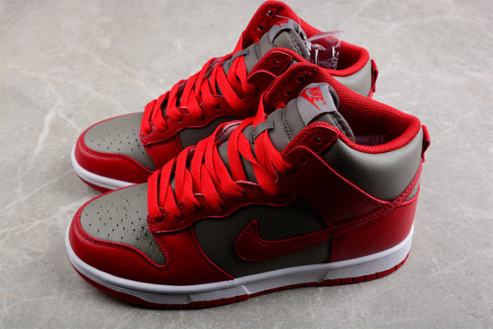 NIKE DUNK HIGH