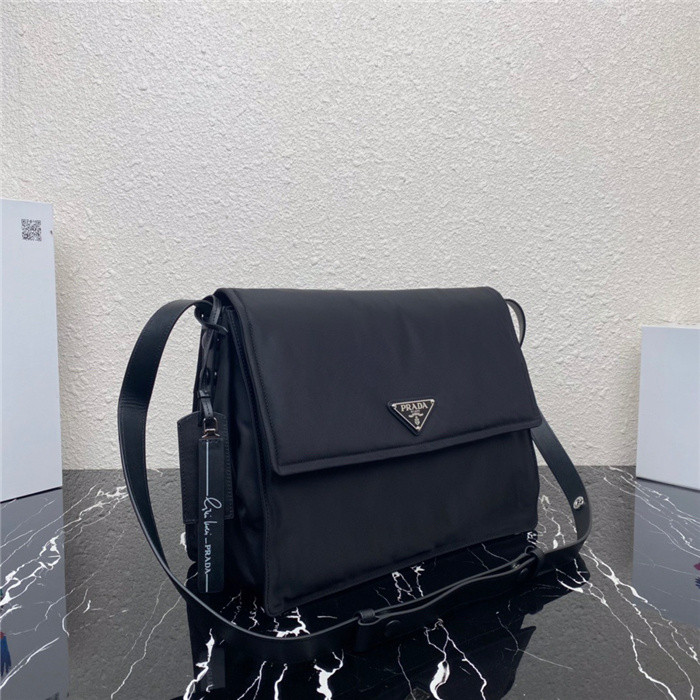 Pra*a medium padded nylon shoulder bag