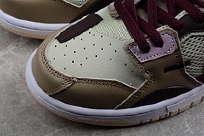 NIKE DUNK SCRAP