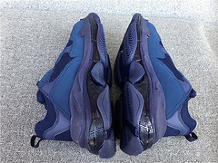 BL TRIPLE TRAINER ‘RED -BLUE ‘ 544351 WO901 4107