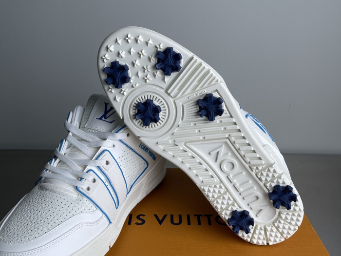 l0*is V*t0n lv trainer lvt-225